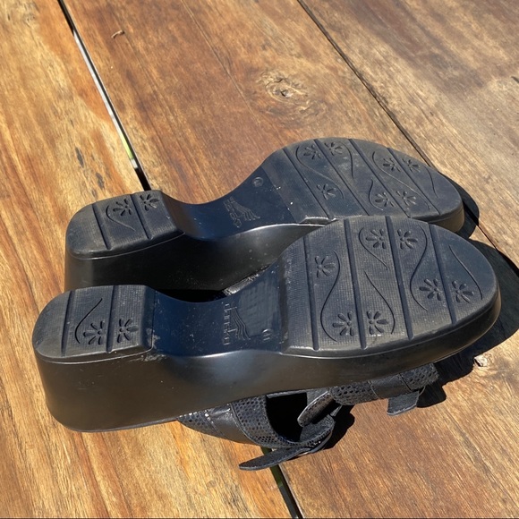 Dansko Jessie Black Lizard Print Slip-On Sandals Women's Size 41 - Picture 7 of 9